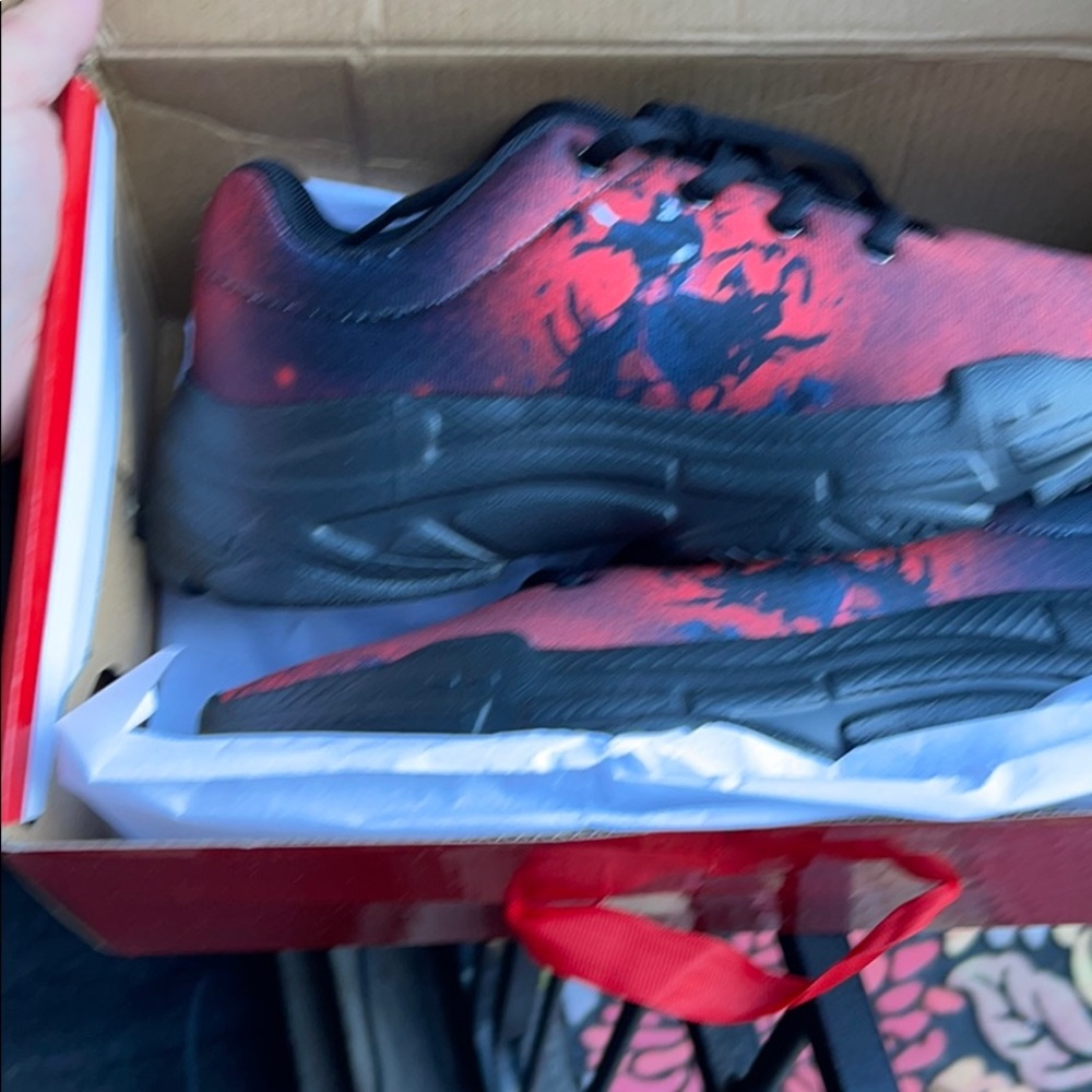Boys shoes